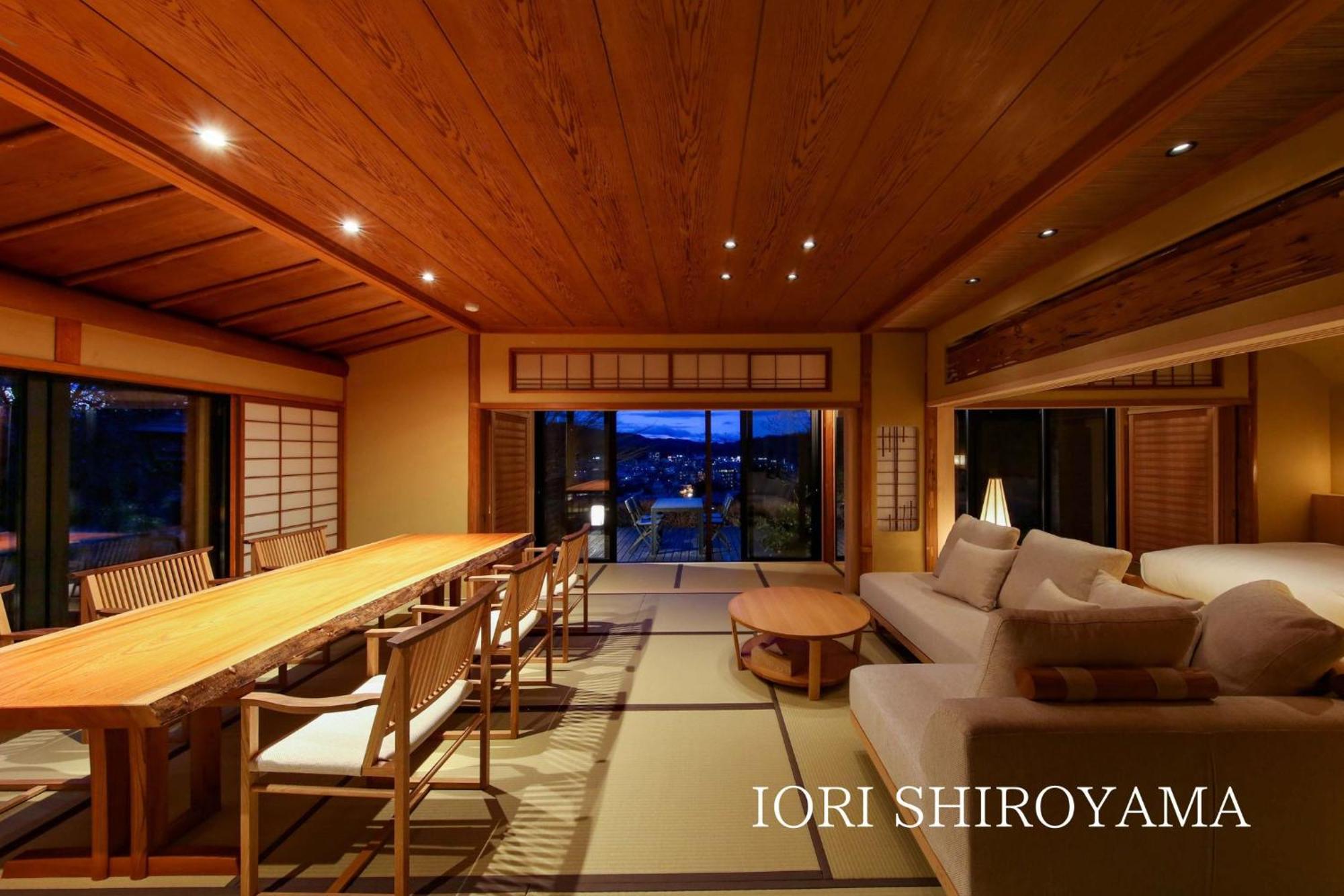 Iori Stay Takayama  Rom bilde